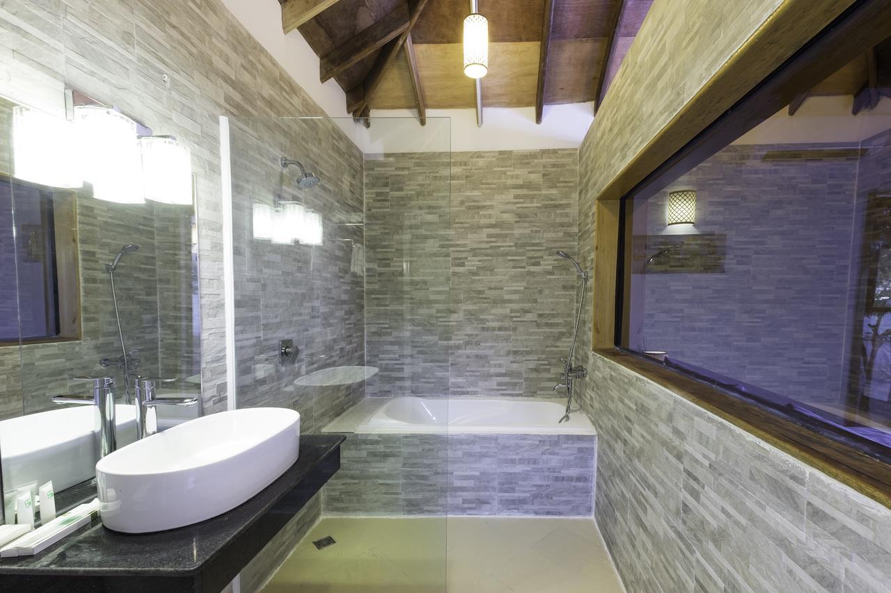 Sol Beach Resort Koh Rong Sanloem Εξωτερικό φωτογραφία
